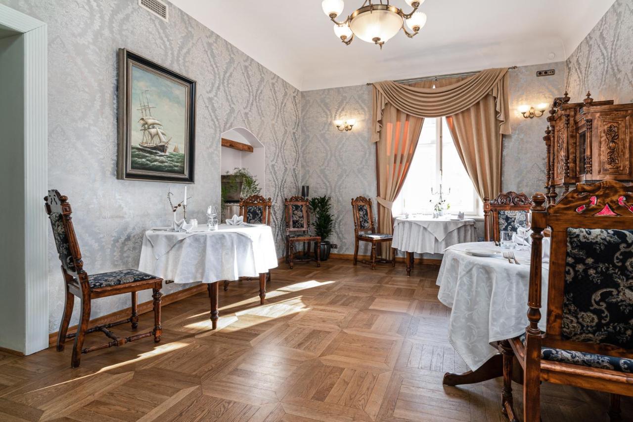 Padise Manor Grand Estate & Spa - Exclusive Event Venue (Adults Only) Bagian luar foto
