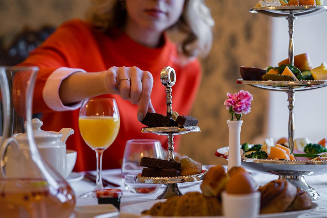 Padise Manor Grand Estate & Spa - Exclusive Event Venue (Adults Only) Bagian luar foto