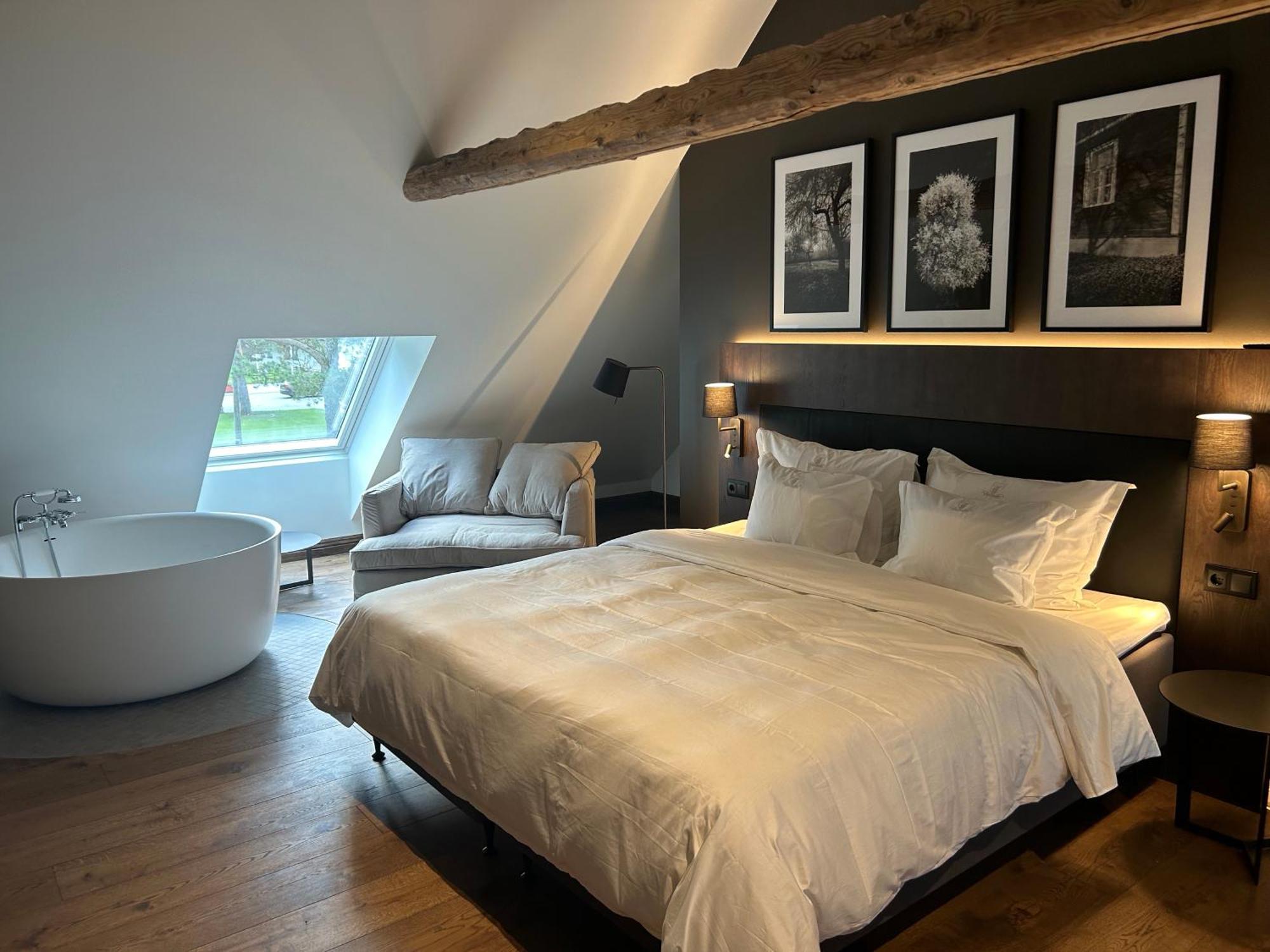 Padise Manor Grand Estate & Spa - Exclusive Event Venue (Adults Only) Bagian luar foto